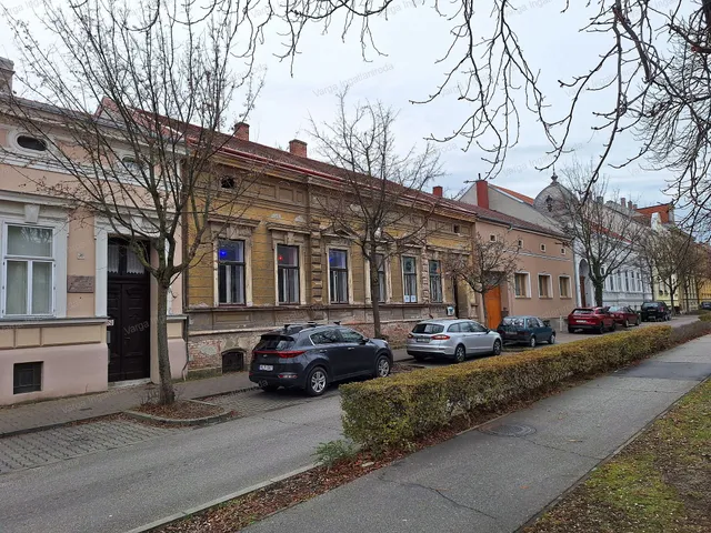 Eladó ház Sopron, Belváros 320 nm