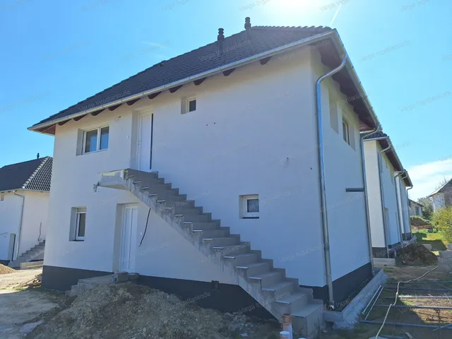 Eladó lakás Sopron 42 nm