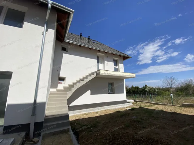 Eladó lakás Sopron 30 nm