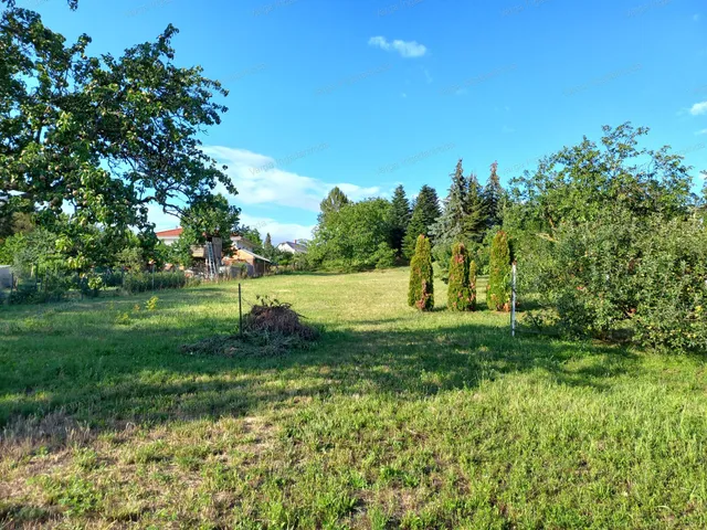 Eladó telek Sárvár 1997 nm