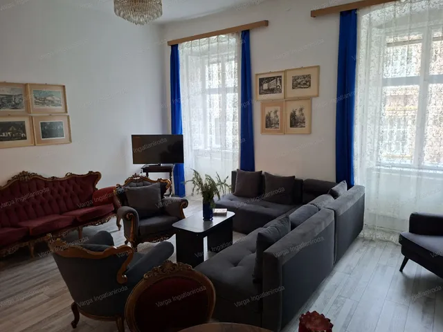 Eladó lakás Sopron, Belváros 58 nm