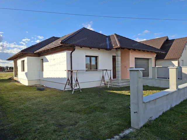 Eladó ház Rábapaty 121 nm