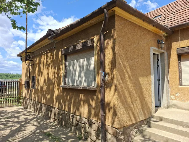 Eladó ház Újkér 99 nm