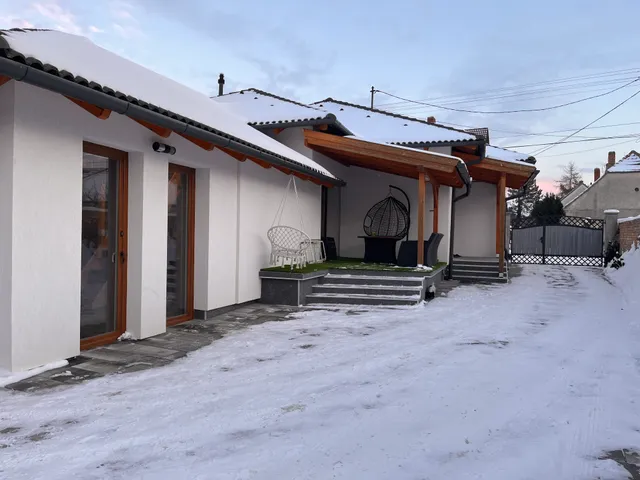 Eladó ház Ajka 71 nm