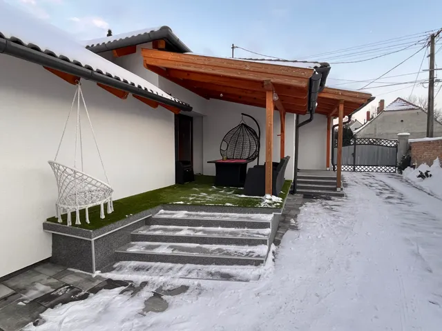 Eladó ház Ajka, Juhar sor 71 nm