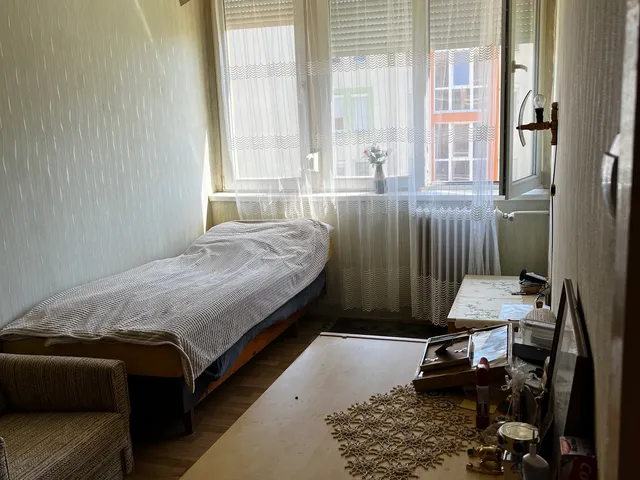 Eladó lakás Ajka, Ifjúság 49 nm