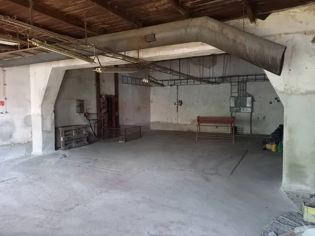 Eladó kereskedelmi és ipari ingatlan Kunmadaras 678 nm