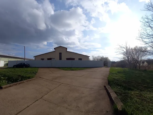 Eladó kereskedelmi és ipari ingatlan Karcag 250 nm