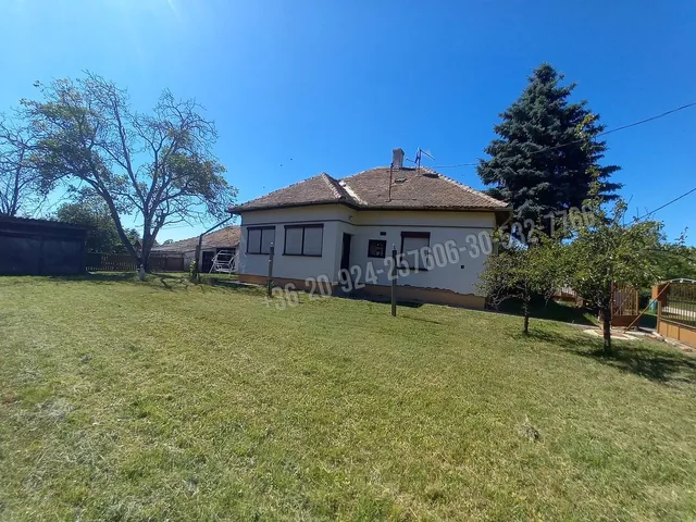 Eladó ház Berekfürdő, Arany János 110 nm