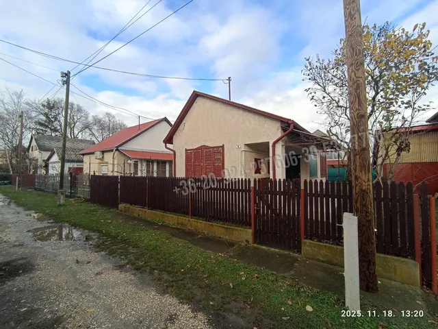 Eladó üdülő és hétvégi ház Berekfürdő, Bogáncs utca 52 nm