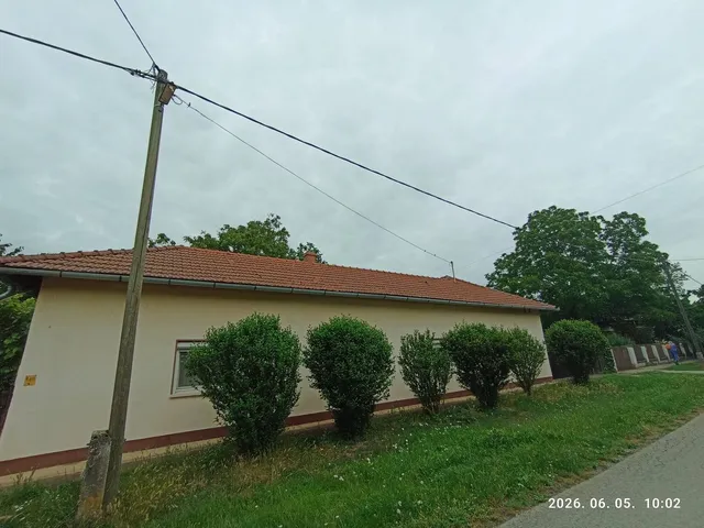 Eladó ház Berekfürdő, nagy lászló utca 3 150 nm