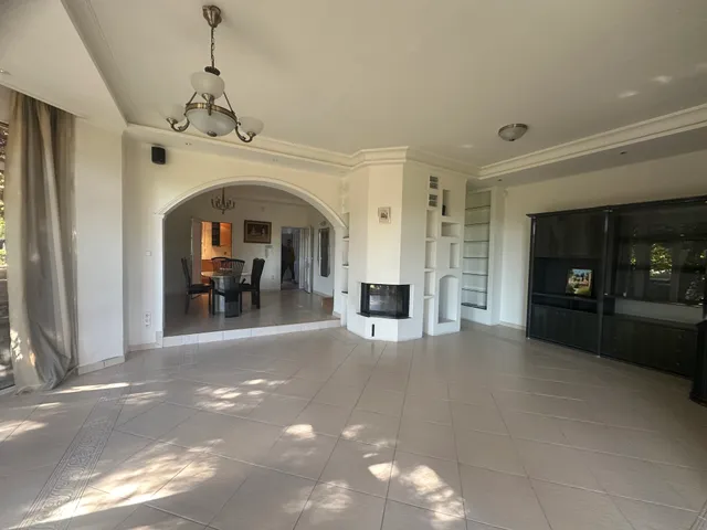 Eladó ház Budapest II. kerület, Budaliget 160 nm