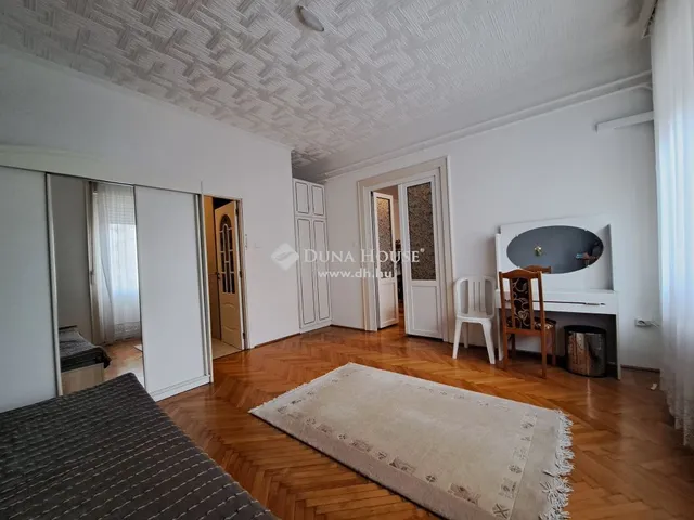 Eladó lakás Budapest XI. kerület, Feneketlen tó 99 nm