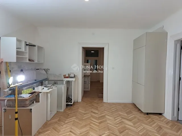 Kiadó lakás Budapest XI. kerület 71 nm