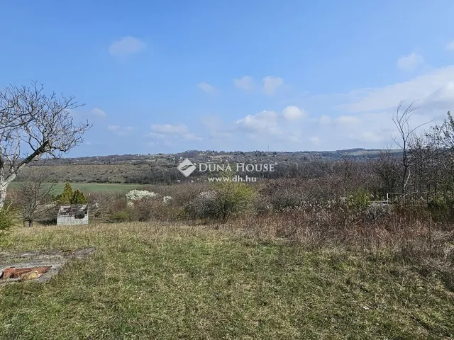 Eladó telek Lovasberény 1736 nm