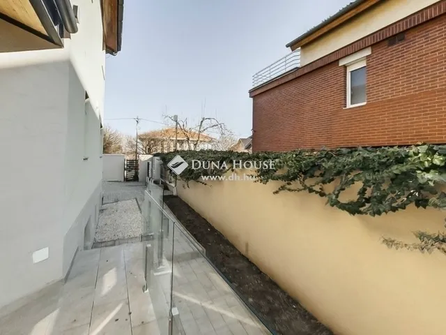 Eladó lakás Budapest XI. kerület, Hosszúrét 133 nm
