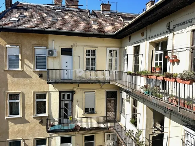 Eladó lakás Budapest VIII. kerület 97 nm