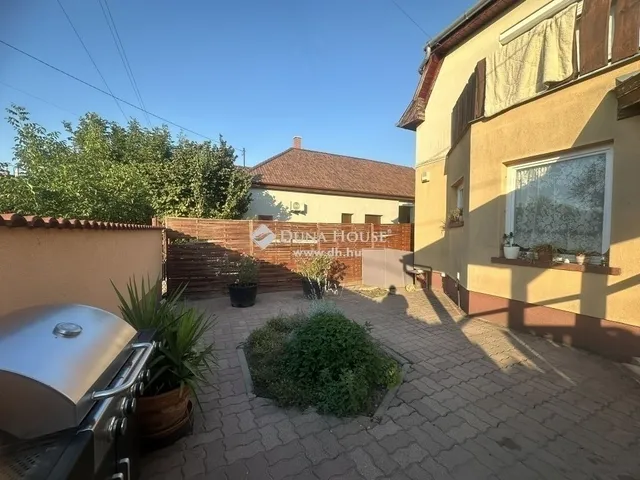 Eladó ház Bugyi 189 nm