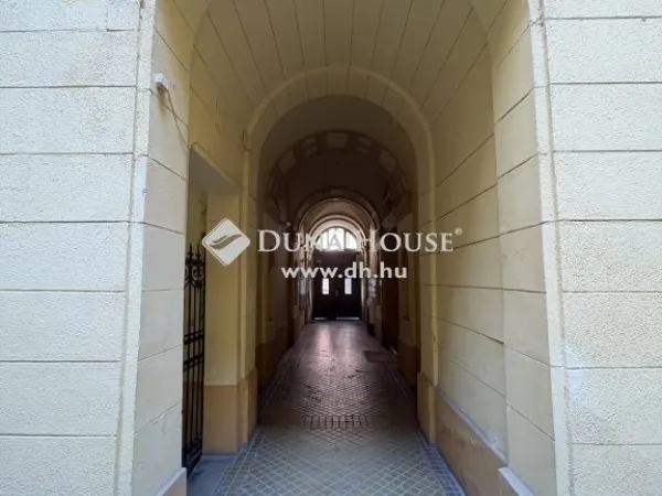 Eladó lakás Budapest VII. kerület 70 nm