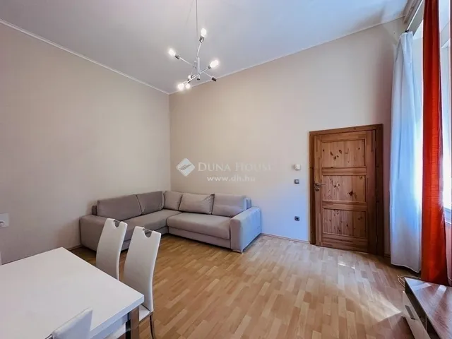 Eladó lakás Budapest VII. kerület, Ligetváros 45 nm