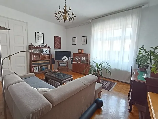 Eladó lakás Budapest VIII. kerület, Corvin negyed 104 nm