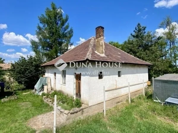 Eladó ház Besnyő 100 nm
