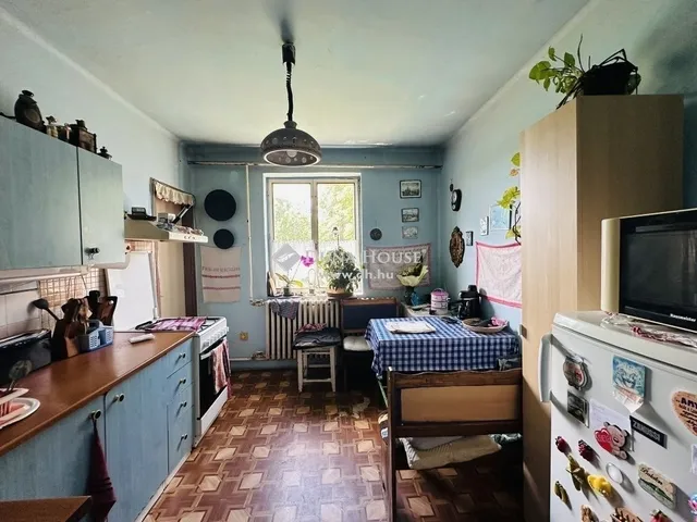 Eladó ház Besnyő 100 nm
