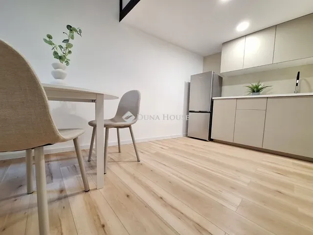 Eladó lakás Budapest VIII. kerület, Corvin negyed 22 nm