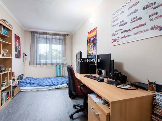 Eladó lakás Győr, Marcalváros II. 64 nm