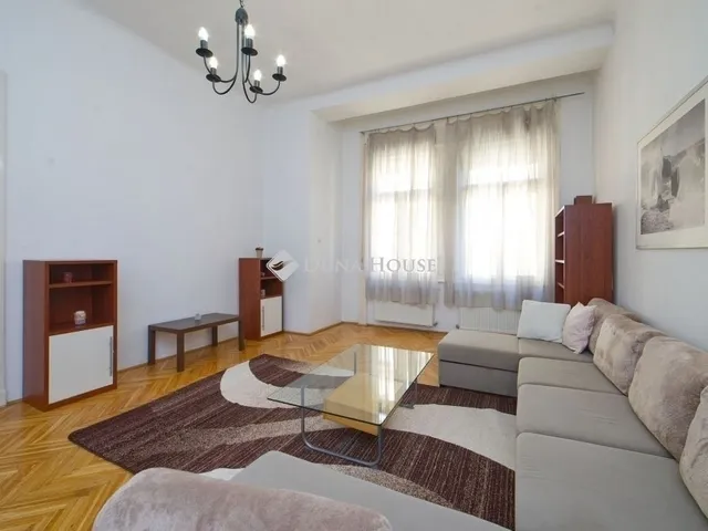 Eladó lakás Budapest V. kerület 89 nm