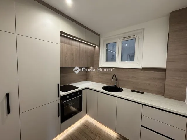 Eladó lakás Budapest XV. kerület, Újpalota 71 nm