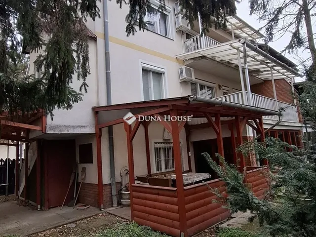 Eladó ház Gyöngyös 240 nm