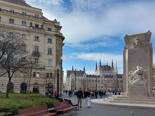 Eladó lakás Budapest V. kerület 63 nm