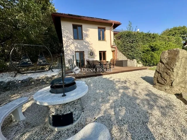 Eladó ház Szentendre 297 nm