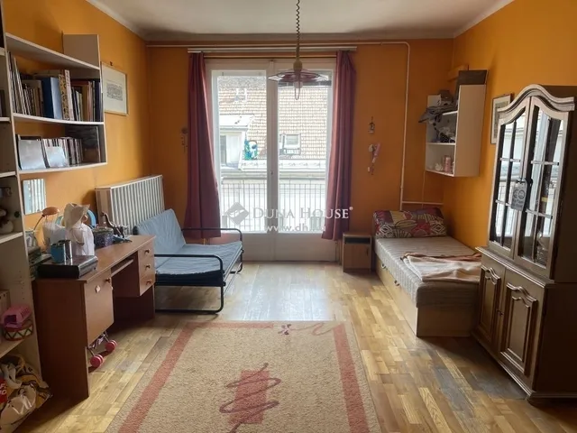 Eladó lakás Budapest VIII. kerület, II. János Pál pápa tér 72 nm