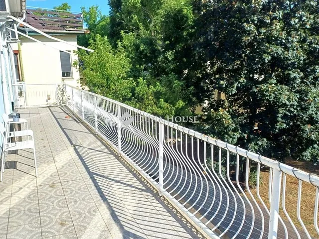Kiadó kereskedelmi és ipari ingatlan Budapest VIII. kerület 330 nm