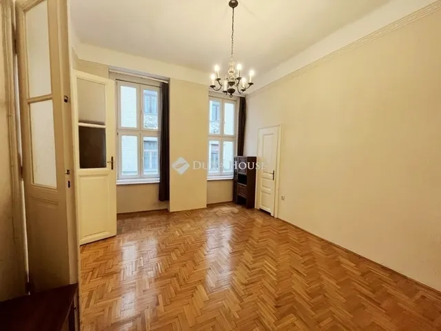 Eladó lakás Budapest V. kerület 39 nm