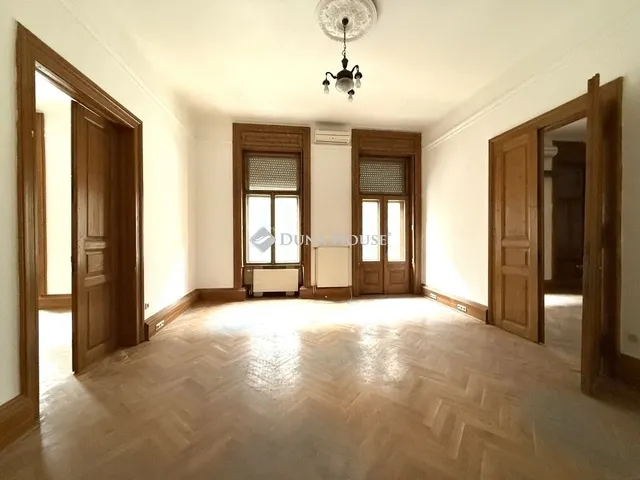 Eladó lakás Budapest VI. kerület 169 nm