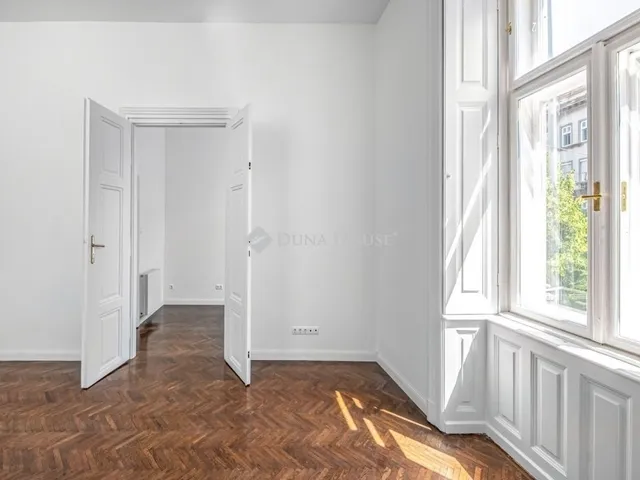 Eladó lakás Budapest V. kerület 50 nm