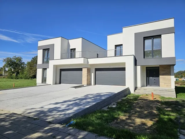 Eladó lakás Győr 205 nm