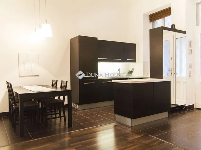 Eladó lakás Budapest XIII. kerület 105 nm