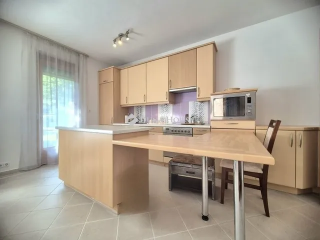 Eladó lakás Budapest III. kerület 55 nm