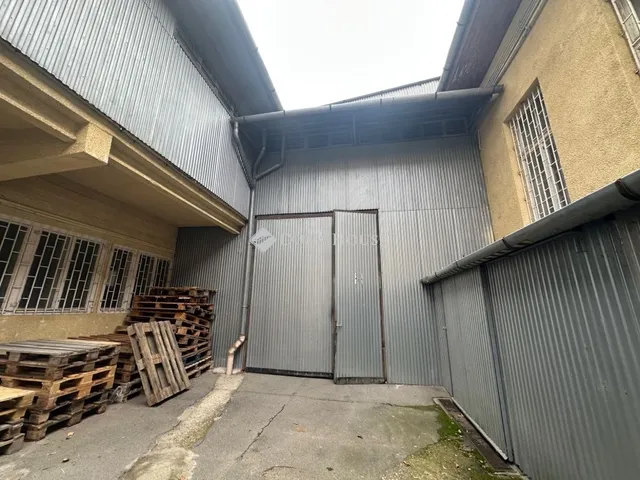 Kiadó kereskedelmi és ipari ingatlan Budapest XIV. kerület, Törökőr 1088 nm