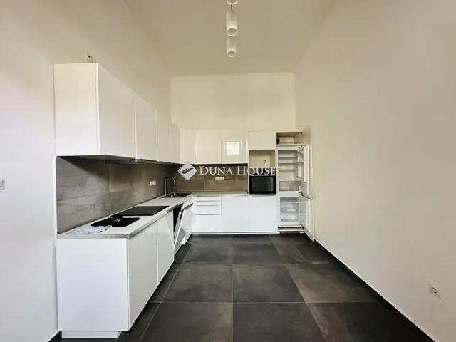 Eladó lakás Budapest VIII. kerület 87 nm