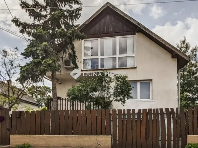 Eladó lakás Fót 117 nm