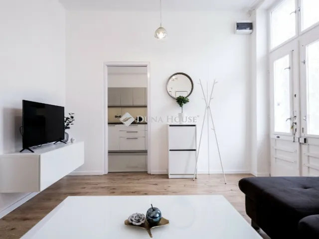 Eladó lakás Budapest V. kerület, Bank negyed 55 nm