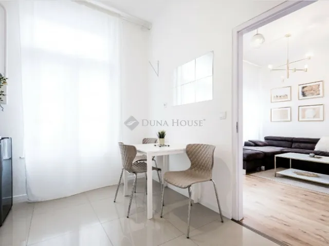 Eladó lakás Budapest V. kerület, Bank negyed 55 nm