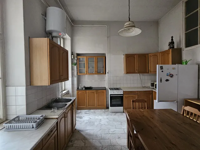 Eladó lakás Budapest VIII. kerület 192 nm