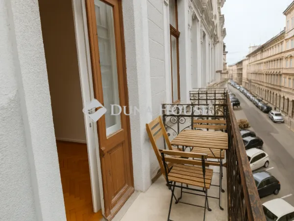 Eladó lakás Budapest VI. kerület 67 nm