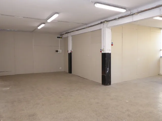 Kiadó kereskedelmi és ipari ingatlan Pécs, Északmegyer, Északmegyer dűlő 74 nm